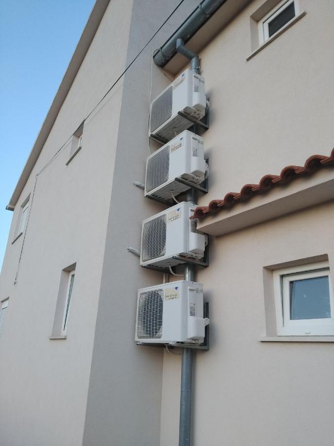 Apartman Turanj Kültér fotó