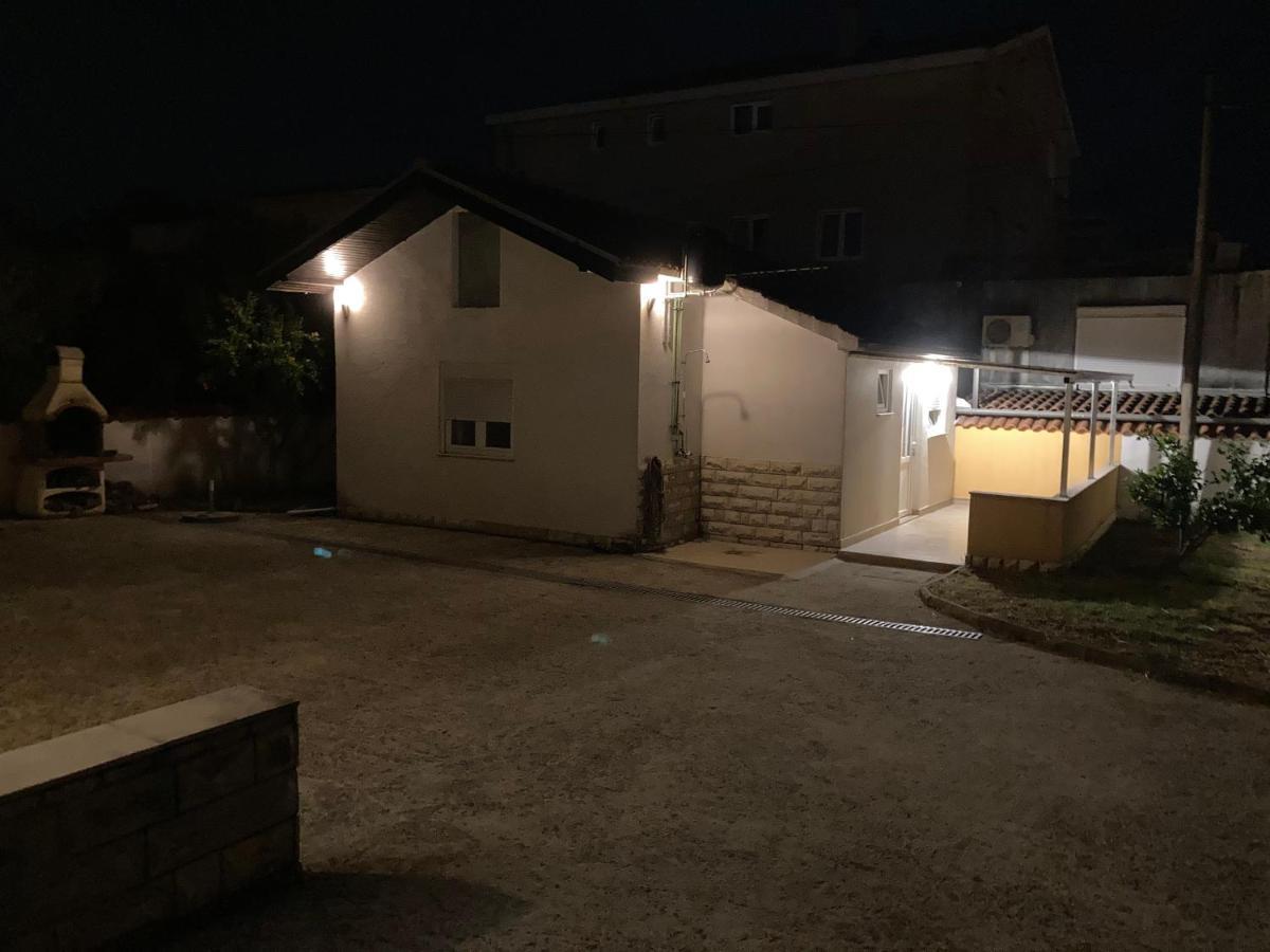 Apartman Turanj Kültér fotó