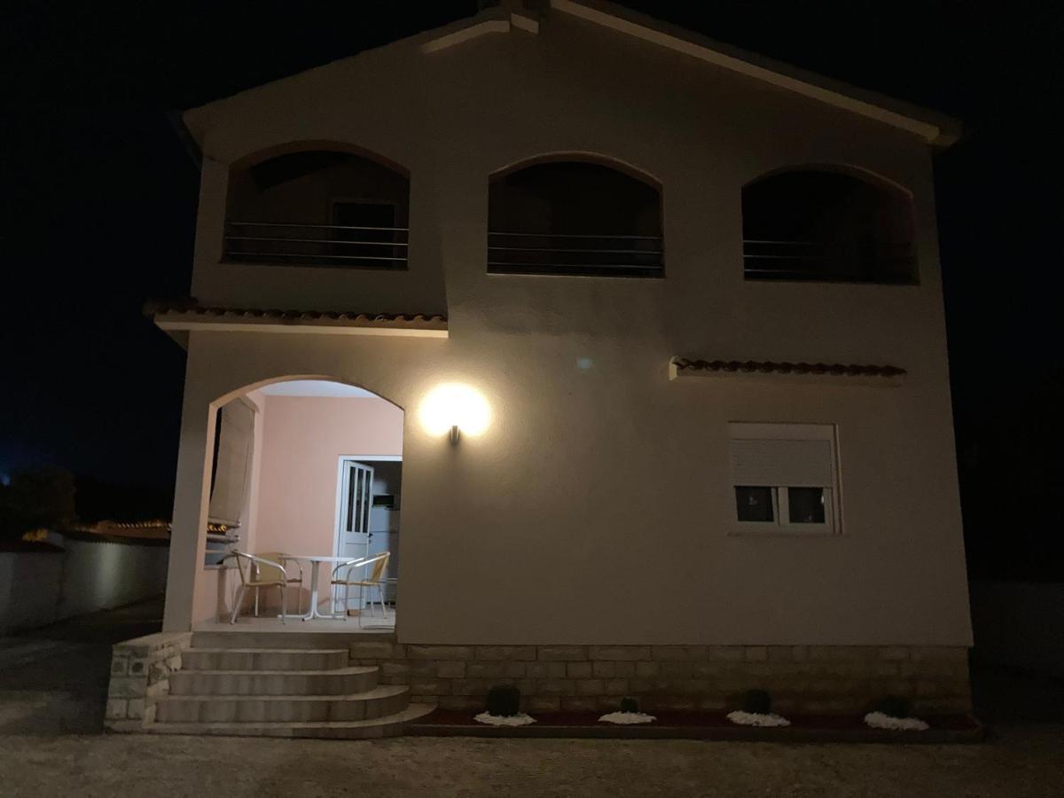 Apartman Turanj Kültér fotó